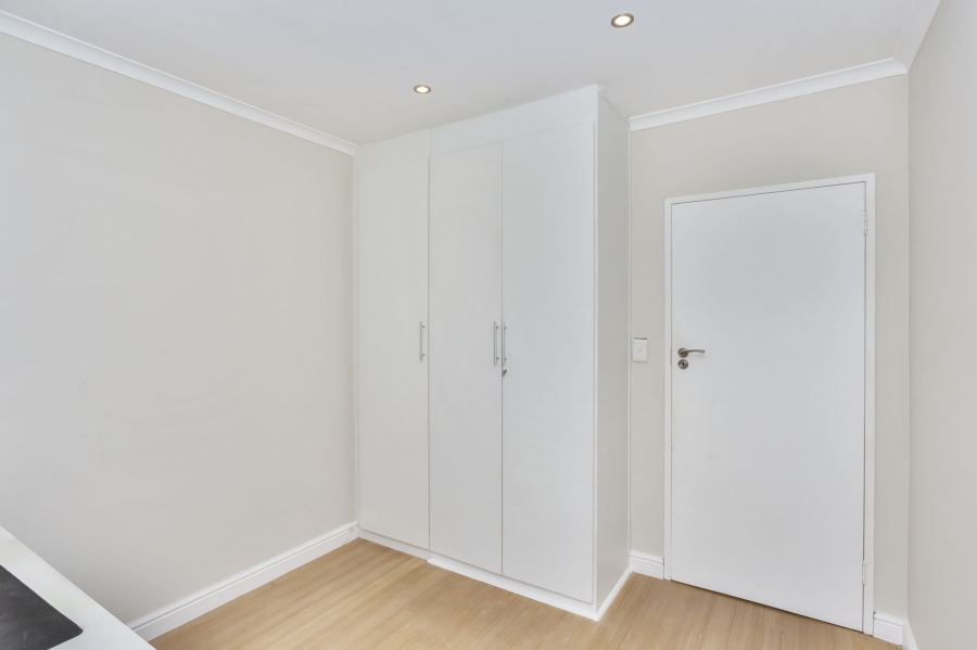 To Let 3 Bedroom Property for Rent in Edgemead Western Cape